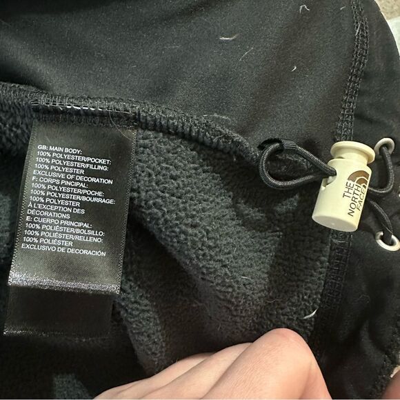 The North Face Black Cragmont Fleece Vest Size Medium Athletic Winter Snow - Picture 9 of 16